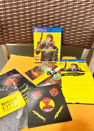 Cyberpunk 2077 PS4 – Edizione con contenuti extra, zustand: Sehr gut, 20,00 €, 21,70 € inklusive Vinted-Käuferschutz