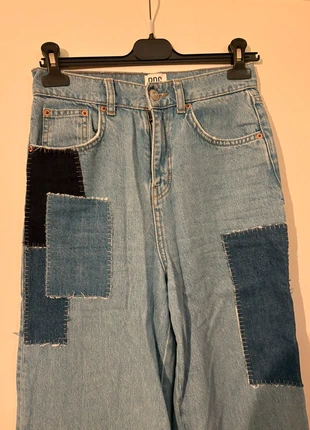 Jean taille haute droit patchwork BDG, marque: BDG, état: Très bon état, taille: S / 36 / 8, 9,00 €, 10,15 € Protection acheteurs incluse