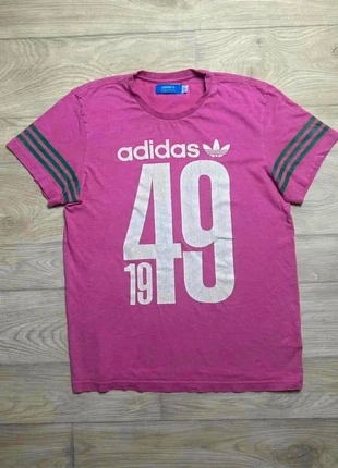 T-shirt adidas / rose / M, marke: adidas, zustand: Sehr gut, größe: M / 38 / 10, 5,00 €, 5,95 € inklusive Vinted-Käuferschutz