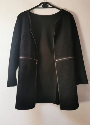 Blazer nero tessuto robusto con dettagli fiore, marque: LOOK, état: Très bon état, taille: Taille unique, 5,50 €, 6,48 € Protection acheteurs incluse