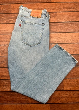 Jean Levis 541 Prenium bleu clair - W34 L30 FR38, merk: Levi's, staat: Heel goed, maat: M, € 20,00, € 21,70 inclusief Kopersbescherming