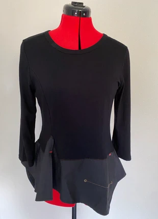 T-shirt bimatiere asymétrique noir deca taille m, marke: DECA, zustand: Sehr gut, größe: M / 38 / 10, 8,00 €, 9,10 € inklusive Vinted-Käuferschutz