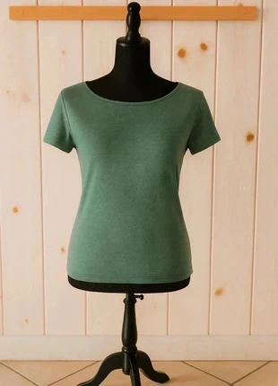 T-shirt vert femme Shein Curve Taille XL, marke: Shein Curve, zustand: Sehr gut, größe: XL / 42 / 14, 4,99 €, 5,94 € inklusive Vinted-Käuferschutz