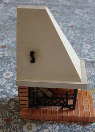 Lundby cheminée miniature pour maison de poupéee, marke: Lundby, zustand: Gut, 5,00 €, 5,95 € inklusive Vinted-Käuferschutz