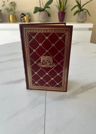 Livre ancien relié cuir bordeaux – dorures et décor vintage, état: Bon état, 10,50 €, 11,73 € Protection acheteurs incluse