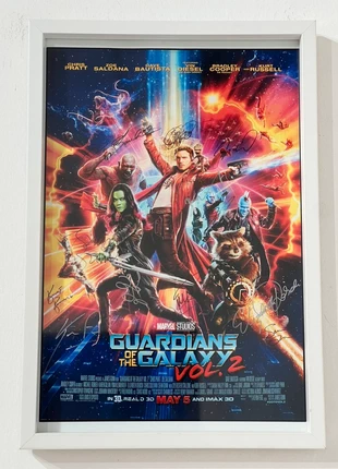 Guardians Of The Galaxy vol 2- autographed, marca: Marvel, estado: Novo com etiquetas, €10.00, €11.20 inclui Proteção do Comprador