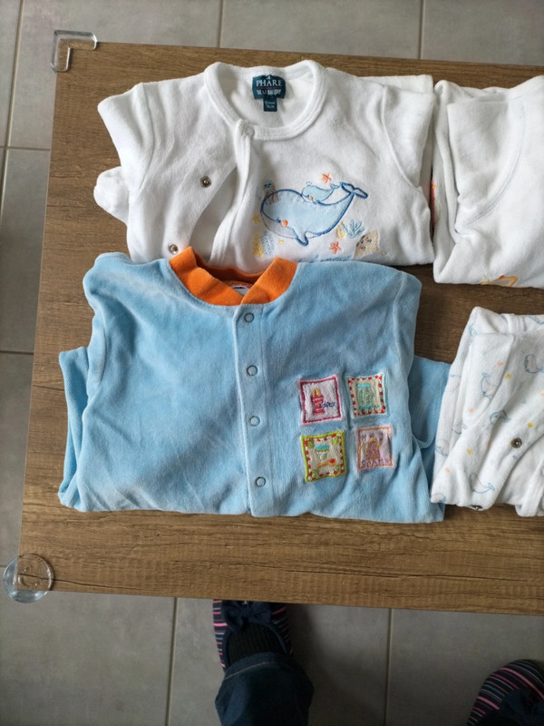 Lot de 7 pyjamas 12 mois - photo numéro 2