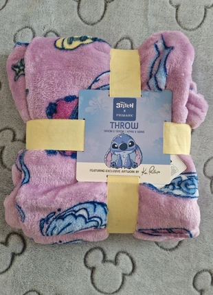 Plaid Disney Stitch, brand: Disney, condition: New with tags, €15.00, €16.45 includes Buyer Protection