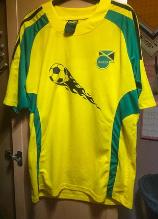 Camiseta fútbol Jamaica, marque: Local, état: Très bon état, taille: M, 10,00 €, 11,20 € Protection acheteurs incluse