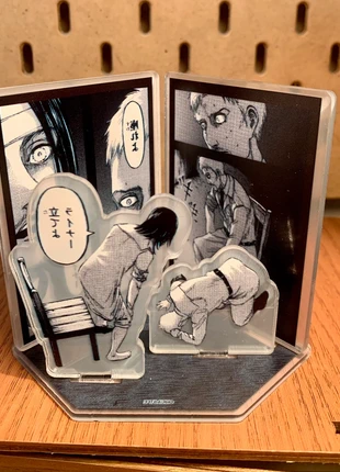 Action Figure - Attack on Titan 4D, marke: Attack On Titan, zustand: Sehr gut, größe: Einheitsgröße, 14,00 €, 15,40 € inklusive Vinted-Käuferschutz