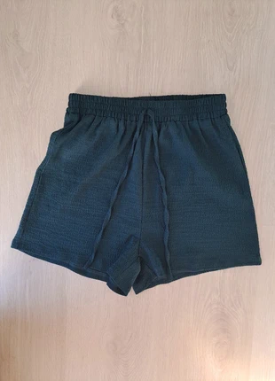 Pantaloncini donna Shein taglia S, brand: Shein, condizioni: Nuovo senza cartellino, taglia: S / IT 40 / EU 36, €1.00, €1.75 include la Protezione acquisti