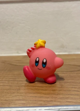 Figurine Kirby, marque: Kirby, état: Neuf avec étiquette, taille: Prématuré, jusqu'à 44cm, 1,75 €, 2,54 € Protection acheteurs incluse