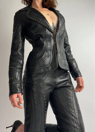 80s Ensemble en cuir noir véritable veste pantalon capri studs clous glam rock biker, marque: Vintage, état: Très bon état, taille: S / 36 / 8, 320,00 €, 336,70 € Protection acheteurs (Pro) incluse