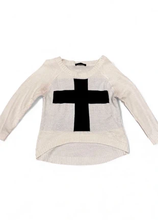 White High-Low Sweater, brand: Forever 21, condition: Good, size: 10 / M, $2.00, $2.80 includes Buyer Protection