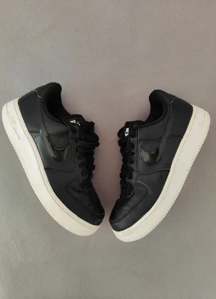 Nike Air Force 1 Noir Taille 38, marke: Nike, zustand: Sehr gut, größe: 38, 38,00 €, 40,60 € inklusive Vinted-Käuferschutz