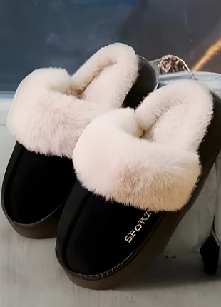 Chaussons d'hiver pantoufle noir, marca: Tendance, estado: Novo sem etiquetas, tamanho: 38.5, €14.00, €15.40 inclui Proteção do Comprador