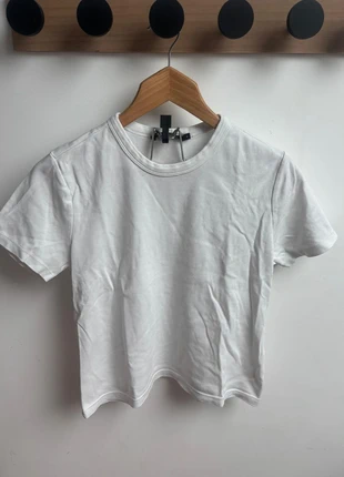 T-shirt Monoprix Femme taille 2/XL/XXL blanc, merk: Monoprix Femme, staat: Heel goed, maat: XL / 42 / 14, € 2,00, € 2,80 inclusief Kopersbescherming