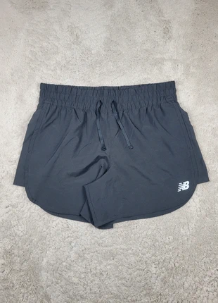 Short de sport pour Femme New Balance Noir - Taille M, merk: New Balance, staat: Nieuw zonder prijskaartje, maat: M / 38 / 10, € 25,00, € 26,95 inclusief Kopersbescherming
