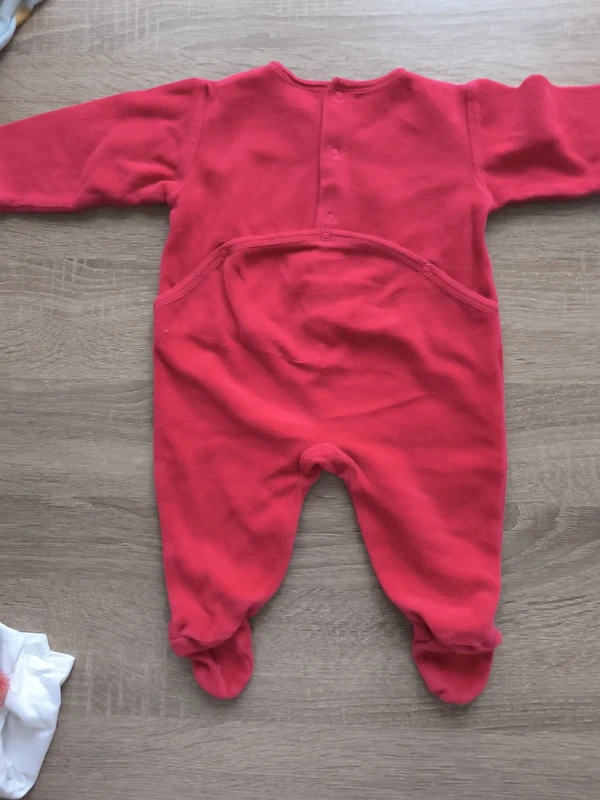 Lot 11 vêtements 1-3 mois fille - photo numéro 11