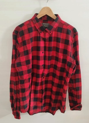Camisa escocesa roja regular fit Primark, brand: Primark, condizioni: Nuovo senza cartellino, taglia: XL, €6.00, €7.00 include la Protezione acquisti