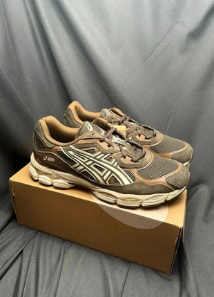 Asics Gel NYC Black Coffee, marca: Asics, estado: Muito bom, tamanho: 44, €99.90, €105.60 inclui Proteção do Comprador Pro