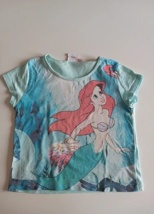 T-shirt La petite sirène 3 ans, merk: Disney, staat: Goed, maat: 3 jaar / 98 cm, € 1,00, € 1,75 inclusief Kopersbescherming