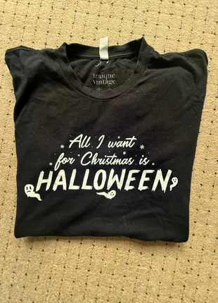 Halloween shirt, merk: Unique Vintage, staat: Heel goed, maat: M, € 5,00, € 5,95 inclusief Kopersbescherming