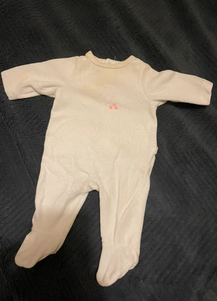 Pyjamas 1mois, marke: Bout'chou, zustand: Sehr gut, größe: 1-3 Monate / 56, 4,00 €, 4,90 € beinhaltet Vinted-Käuferschutz Pro