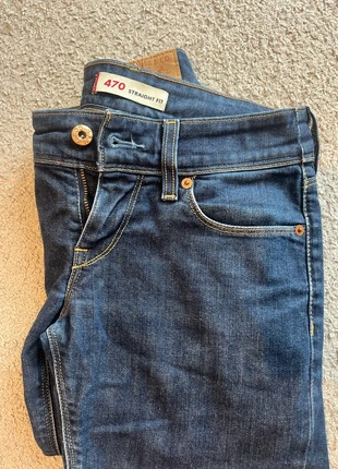Jean Lévis straight fit 470, marque: Levi's, état: Neuf sans étiquette, taille: XS / 34 / 6, 25,00 €, 26,95 € Protection acheteurs incluse