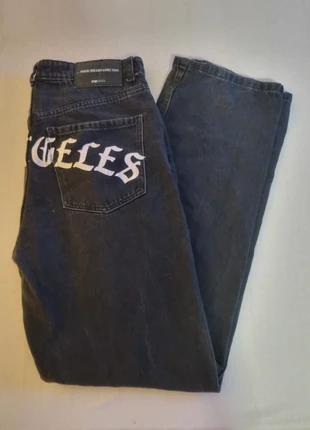 Schwarze Jeans Los Angeles straight leg, marque: New Yorker, état: Bon état, taille: XL / 42 / 14, 5,00 €, 5,95 € Protection acheteurs incluse