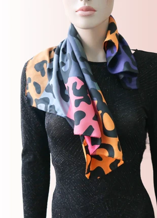Women’s Bandanna - Multicoloured Leopard Print, condition: Very good, £14.00, £15.40 includes Buyer Protection