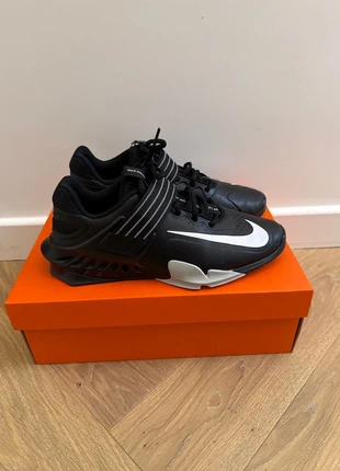Paire de Nike Savaleos. Pointure 42,5, brand: Nike, condition: New without tags, size: 42.5, €60.00, €63.70 includes Buyer Protection