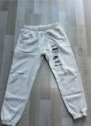 Jogging nike, marca: Nike, estado: Muito bom, tamanho: S, €30.00, €32.20 inclui Proteção do Comprador