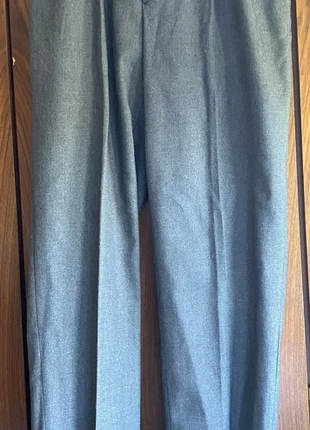 Pantalones Grises con Interior Blanco, marca: Lolin, estado: Muy bueno, tamaño: W34 | ES 44, 10,00 €, 11,20 € Protección al comprador incluida