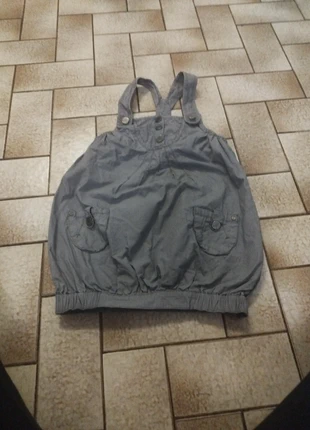 Robe salopette grise à bretelles, marke: Kid Kanai, zustand: Gut, größe: 4 Jahre / 104, 1,50 €, 2,28 € inklusive Vinted-Käuferschutz