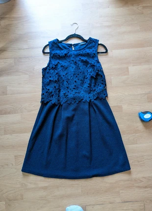 Élégante robe bleu marine George en taille 40 (UK 12), très extensible,, marke: George, zustand: Sehr gut, größe: L / 40 / 12, 10,00 €, 11,20 € inklusive Vinted-Käuferschutz