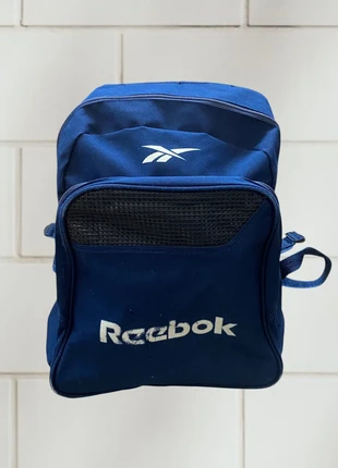 Sac à dos bleu marine/blanc Reebok vintage., marke: Reebok, zustand: Gut, 16,00 €, 17,50 € inklusive Vinted-Käuferschutz