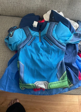 Halloween costumes, brand: ThunderBird, condition: Very good, size: 10 years / 140 cm, €6.00, €7.00 includes Buyer Protection
