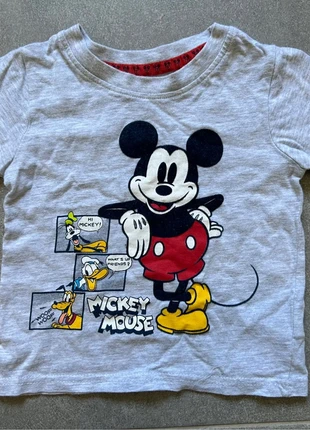 T-shirt ., marque: Disney x Primark, état: Très bon état, taille: 9-12 mois / 74 cm, 2,50 €, 3,33 € Protection acheteurs incluse