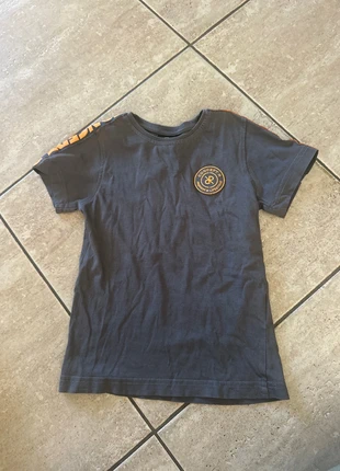 Concept r Tshirt grijs oranje maat 4-6, marque: Concept, état: Très bon état, taille: 4 ans / 104 cm, 7,50 €, 8,58 € Protection acheteurs incluse