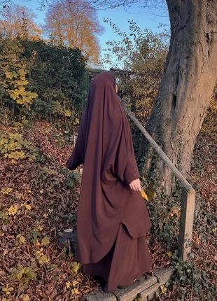 ensemble jilbab jupe marron soie de médine, état: Très bon état, 18,00 €, 19,60 € Protection acheteurs (Pro) incluse