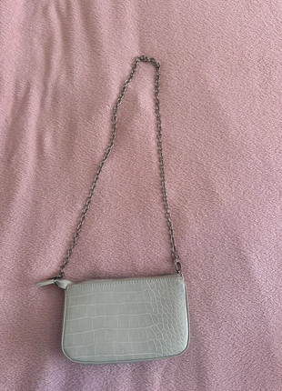 Groen tasje, marque: Bershka, état: Neuf sans étiquette, 5,00 €, 5,95 € Protection acheteurs incluse