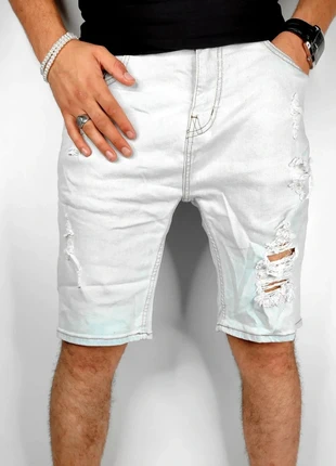 Short jean troué bleu Pull&bear T.44, marque: Pull & Bear, état: Très bon état, taille: XL, 12,00 €, 13,30 € Protection acheteurs (Pro) incluse