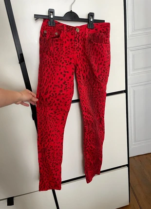 Roberto Cavalli low rise skinny red leopard print trousers, marke: Roberto Cavalli, zustand: Sehr gut, größe: S / 36 / 8, 50,00 €, 53,20 € inklusive Vinted-Käuferschutz