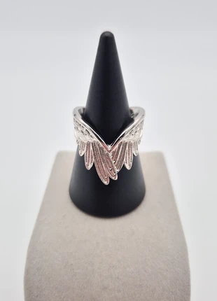 Bague Anneau Ailes d'Anges Ajustable, marke: Ailes d’anges, zustand: Sehr gut, größe: Größenverstellbar, 8,50 €, 9,63 € inklusive Vinted-Käuferschutz
