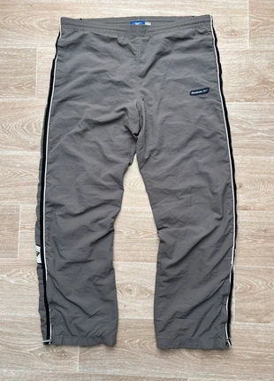 Trackpant baggy pantalon de sport parachute jogging Reebok gris taille M, merk: Reebok, staat: Heel goed, maat: M, € 22,00, € 23,80 inclusief Kopersbescherming