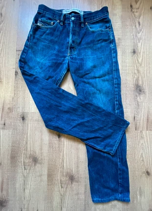 Jean diesel bleu taille 28, marke: Diesel, zustand: Sehr gut, größe: W28 | DE 44, 20,00 €, 21,70 € inklusive Vinted-Käuferschutz