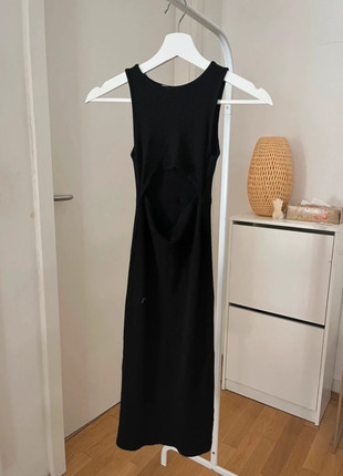 Kleid, marke: Pull & Bear, zustand: Neu, größe: S / 36 / 8, 7,00 €, 8,05 € inklusive Vinted-Käuferschutz