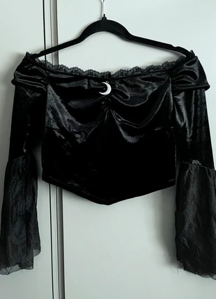 Schulterfreies Gothic Samt Croptop XS mit silberem Mondanhänger, brand: Alternative, condizioni: Ottime, taglia: XS / IT 38 / EU 34, €13.00, €14.35 include la Protezione acquisti