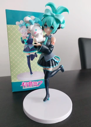 Figurine Hatsune Miku & Cinnamoroll, zustand: Neu, mit Etikett, größe: Einheitsgröße, 10,00 €, 11,20 € inklusive Vinted-Käuferschutz